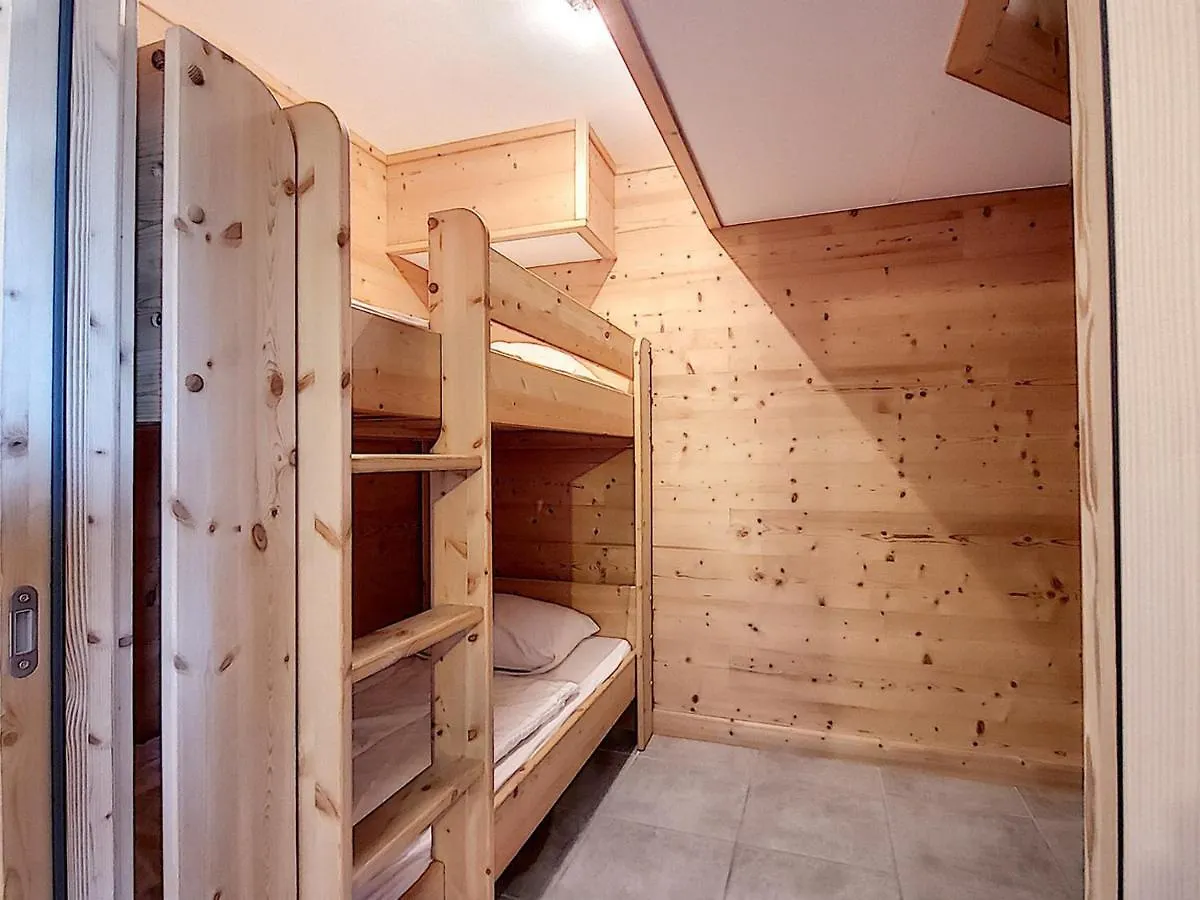 Spacieux Appart 3 Chambres, Balcon, Parking, Face Pistes - Fr-1-416-68 Fontcouverte-la-Toussuire 0*,  France